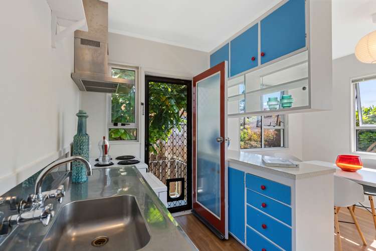 6/10 Fowlds Avenue Sandringham_12