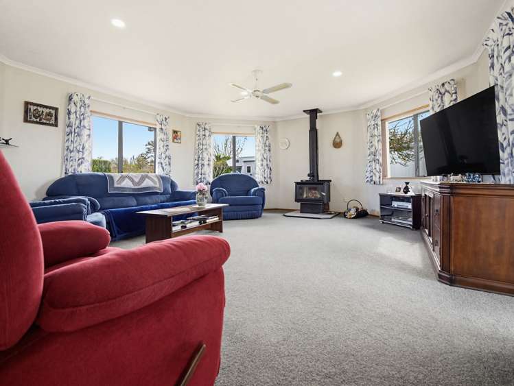 93 Hauraki Road Orongo_13