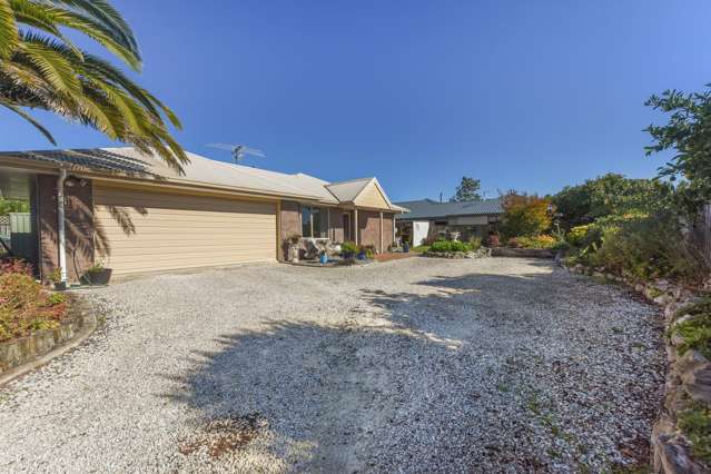 8 Otia Drive Richmond_2