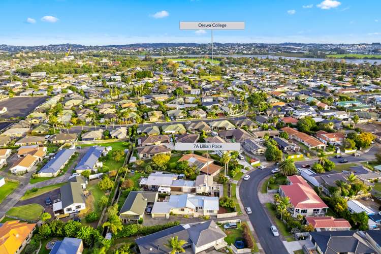 1/7 Lillian Place Orewa_25