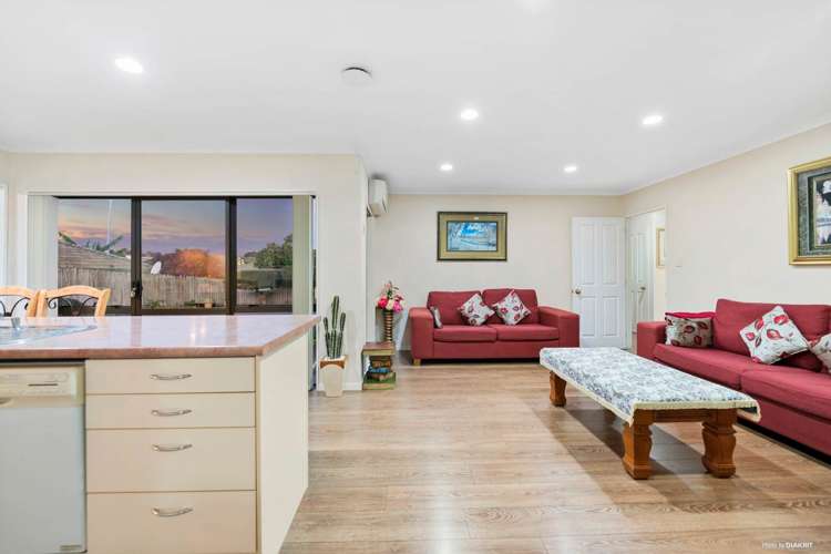 18 Ambleside Drive Northpark_11