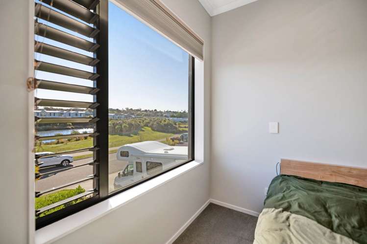 35 Koura Drive Red Beach_15