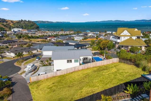 Sunny Blank Canvas with Sea Views