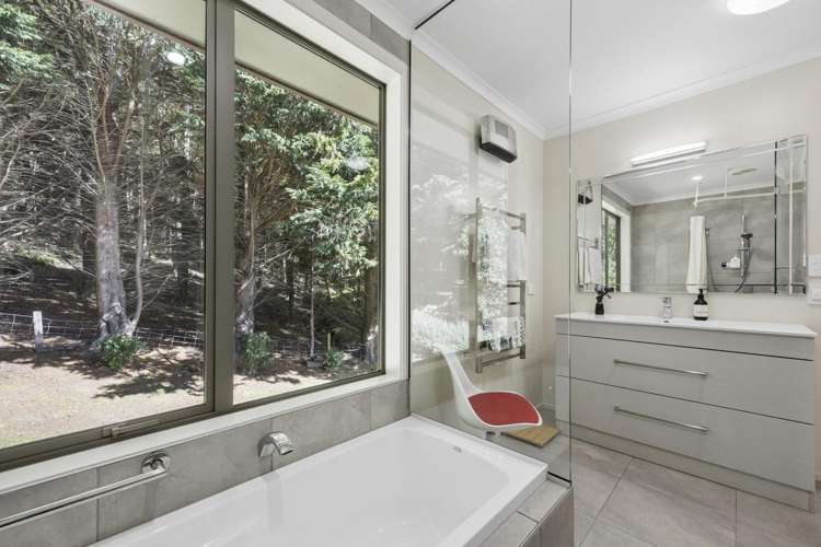 34 Clearwater Street Broad Bay_21