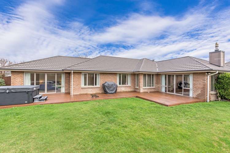 282 Southfield Drive Lincoln_17