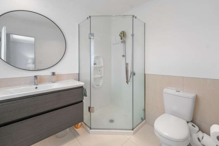 114 Coast Boulevard Papamoa_24