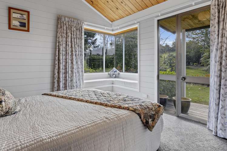 1082 Mapara Road Kinloch_11
