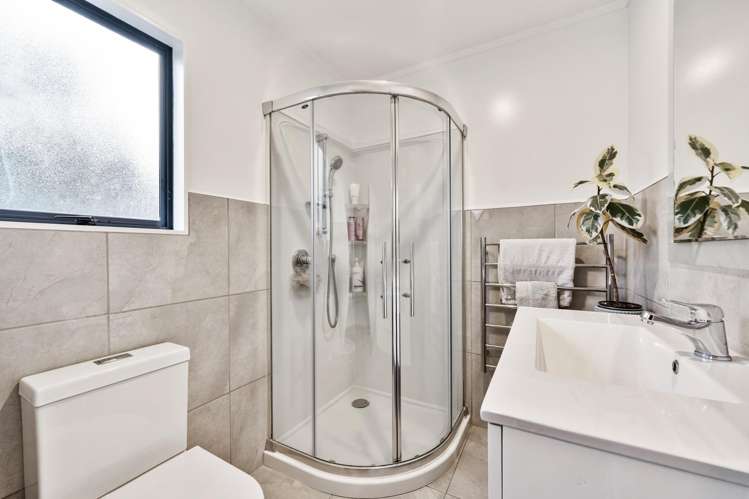 25 Broadfield Street Massey_19