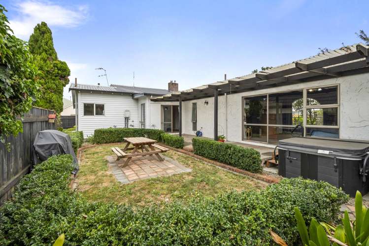 213 Milson Line Milson_16