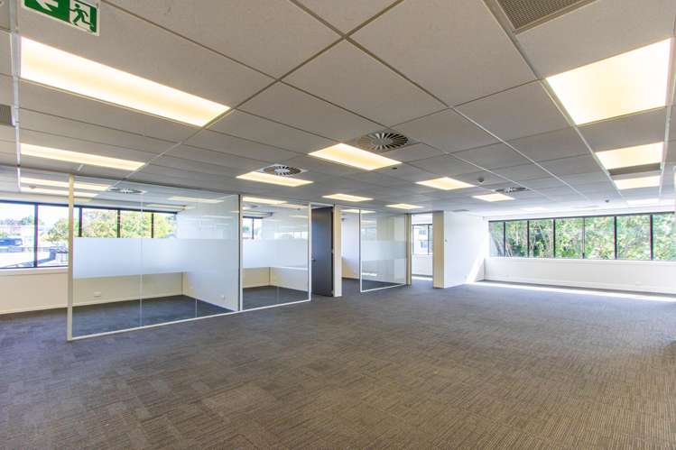 8 Greydene Place Takapuna_4