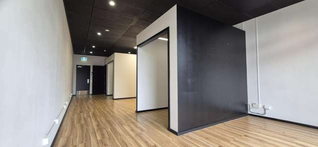 299 Main South Road Hornby_3