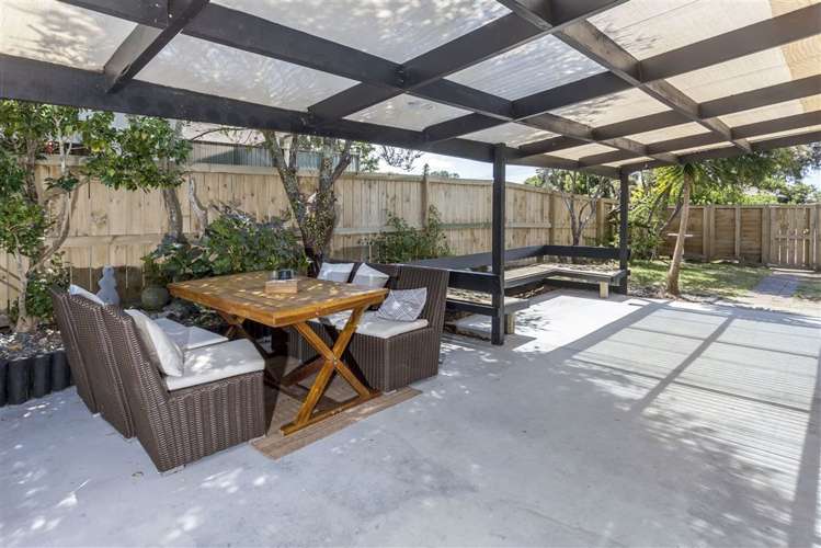 311 Linton Crescent Whangamata_11