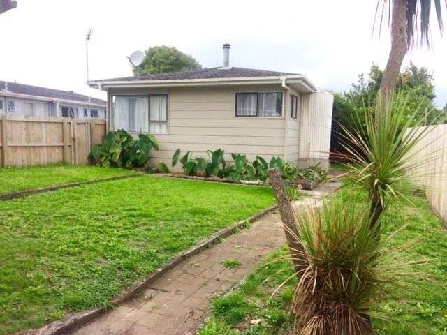 2/7 Sharland Avenue Manurewa_1