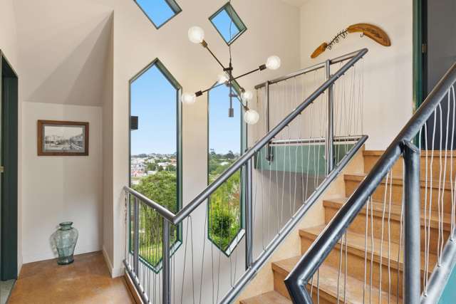 8 Wairere Road Bastia Hill_2