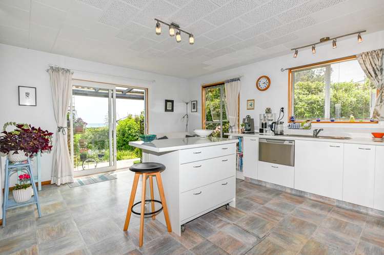 10 Whitcombe Terrace Hokitika_1