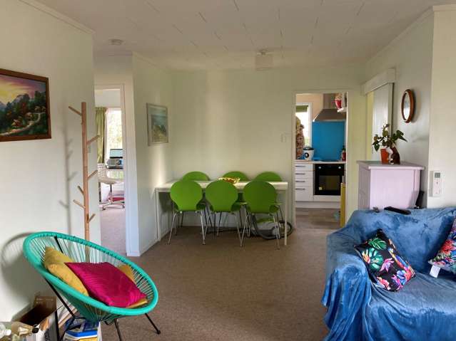 2/36 Blacklock Avenue Henderson_3