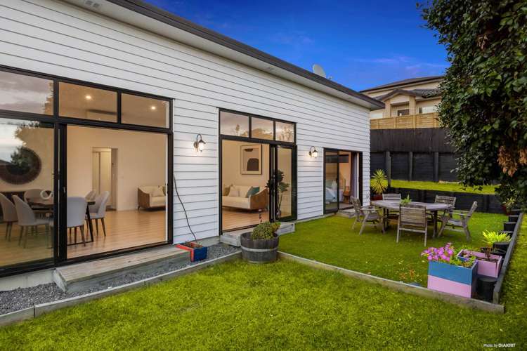 2 Pae Moana Place Stanmore Bay_4