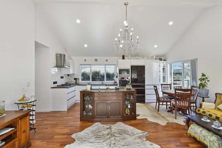 19 Swallow Drive Manurewa_2