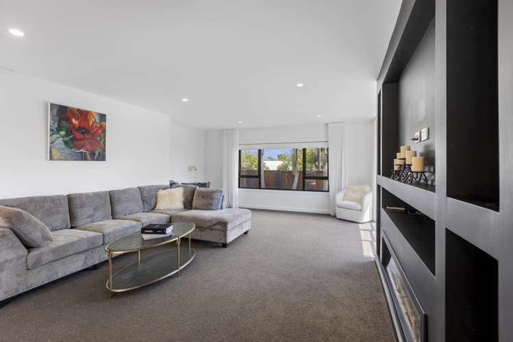 145 Seaview Road Westown_12