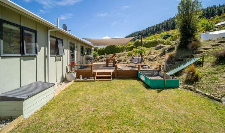 60 Shields Street 10125_6