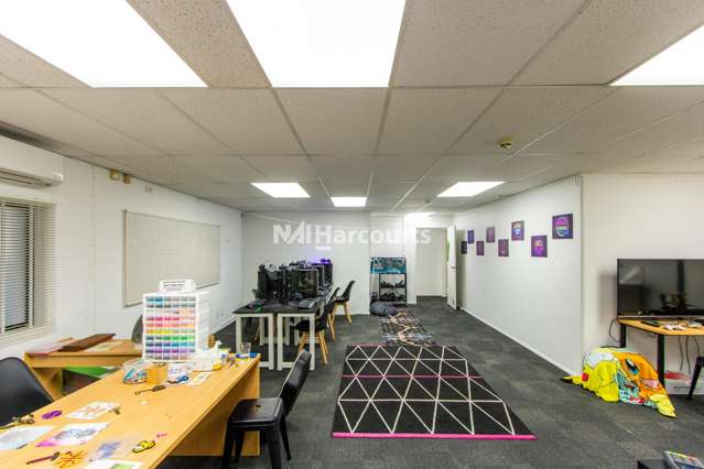 1B/34 Barrys Point Road Takapuna_3