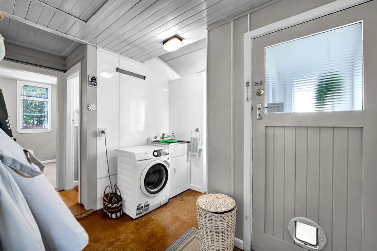 19 Gaine Street New Plymouth Central_15