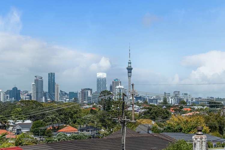 5 Coronation Street Belmont_4