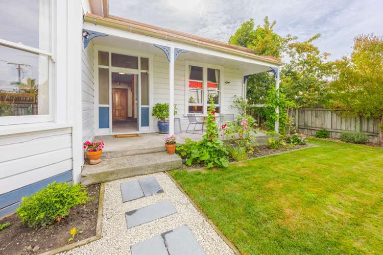 305 Frederick Street West Mahora_16