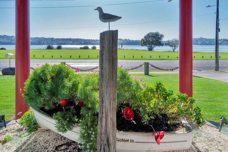 66 Kiwi Esplanade Mangere Bridge_22