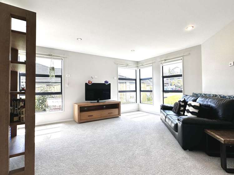 37 Pony Park Place Beachlands_1
