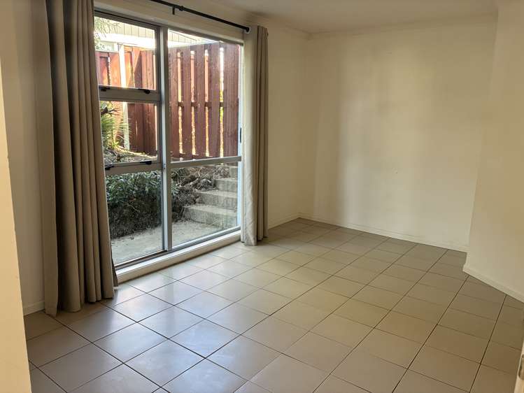 4B Blyton Lane Pakuranga Heights_5