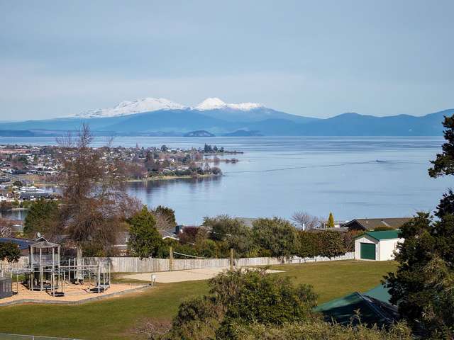 84 and 82 Ngamotu Road Hilltop_2