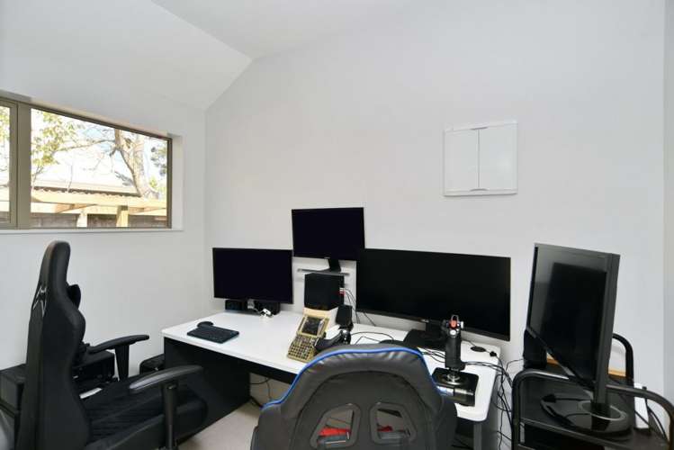 34 Oregon Place Burwood_14