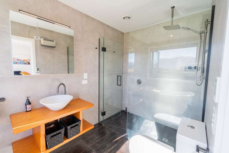 10 Red Deer Place Te Anau_24