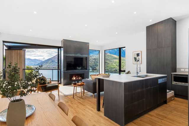 13 Olivers Place Queenstown_4