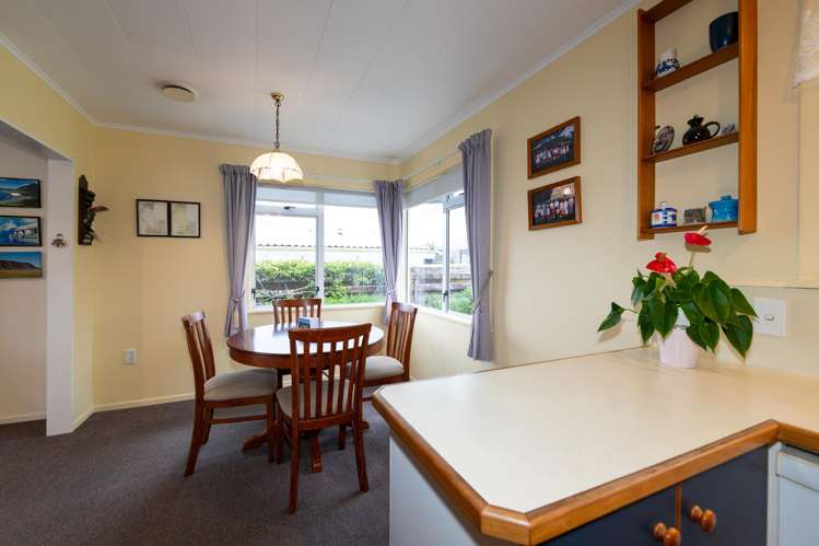 14 Liverpool Crescent Tamatea_16