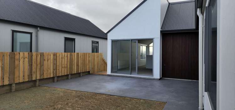 17 Lemonwood Way Woodridge_15