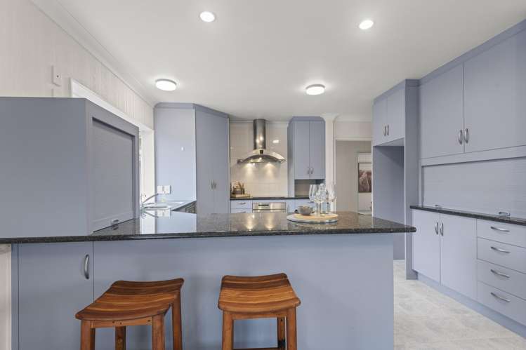 2 Hillgrove Place Fitzherbert_8