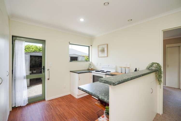 131-131A Lorn Street Glengarry_12