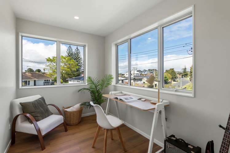 38 Antrim Crescent Otara_13