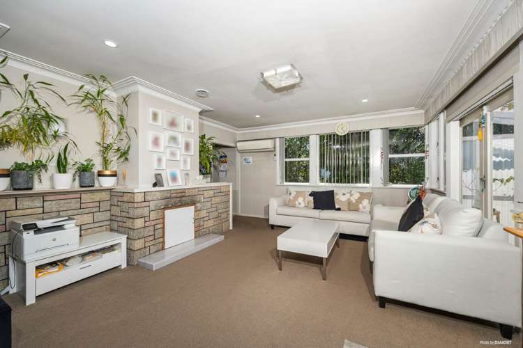 19 Boundary Road Blockhouse Bay_2
