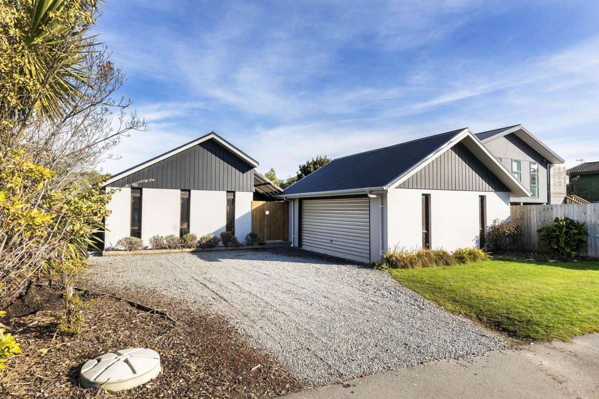 176 Rocking Horse Road_0