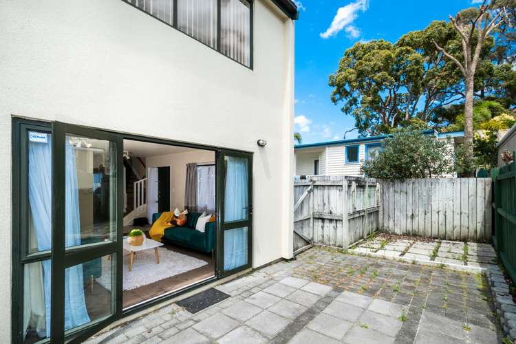 2/89 Portage Road New Lynn_15