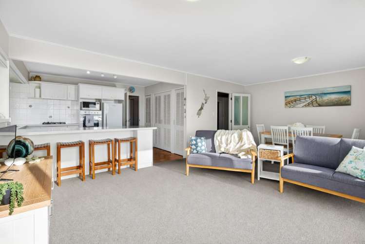 952B Whangaparaoa Road Manly_9