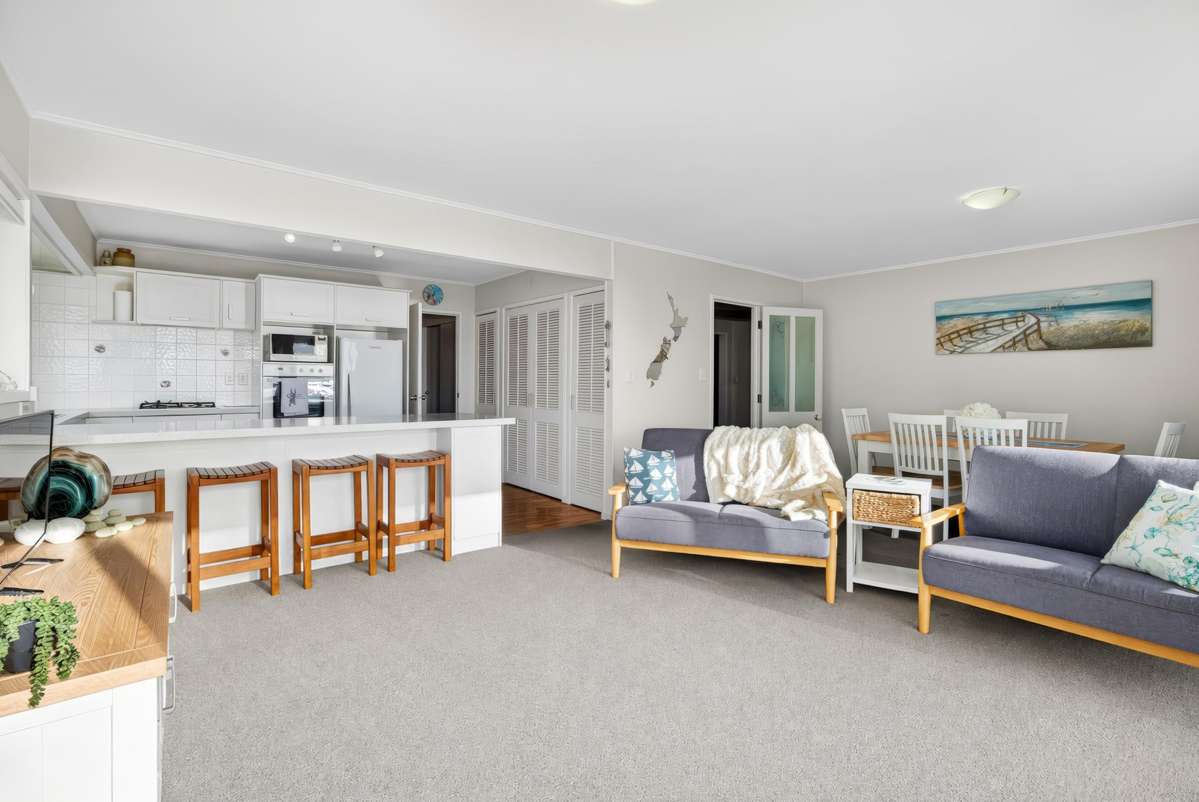 952B Whangaparaoa Road_5