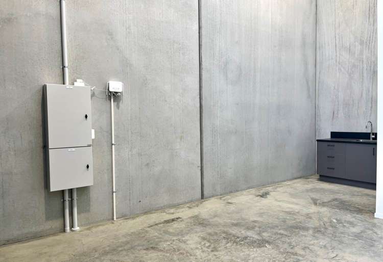 Unit 1/22 Harrison Road Mt Wellington_2