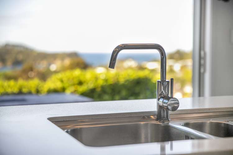 19 Seaview Crescent Hatfields Beach_7