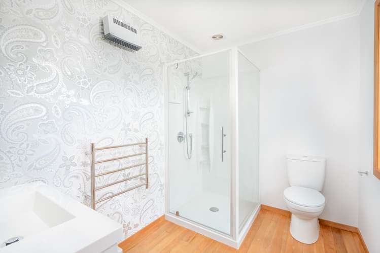 2/48 Ngamotu Road Hilltop_8