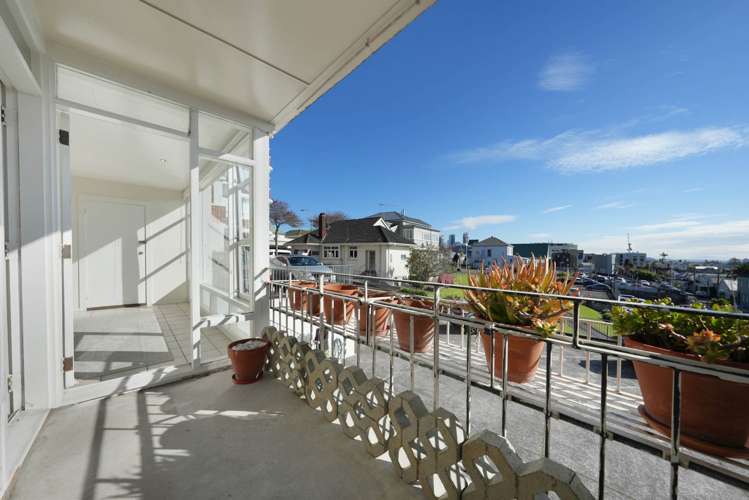 2/258 Parnell Road_5
