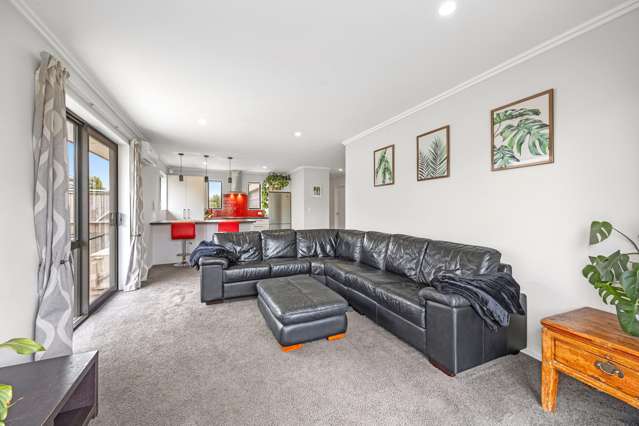 17 Minerva Crescent Woodend_4